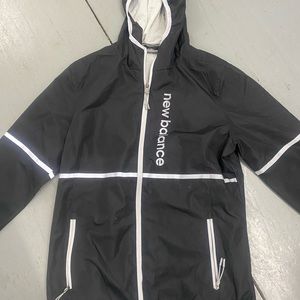 Men’s M black New Balance windbreaker